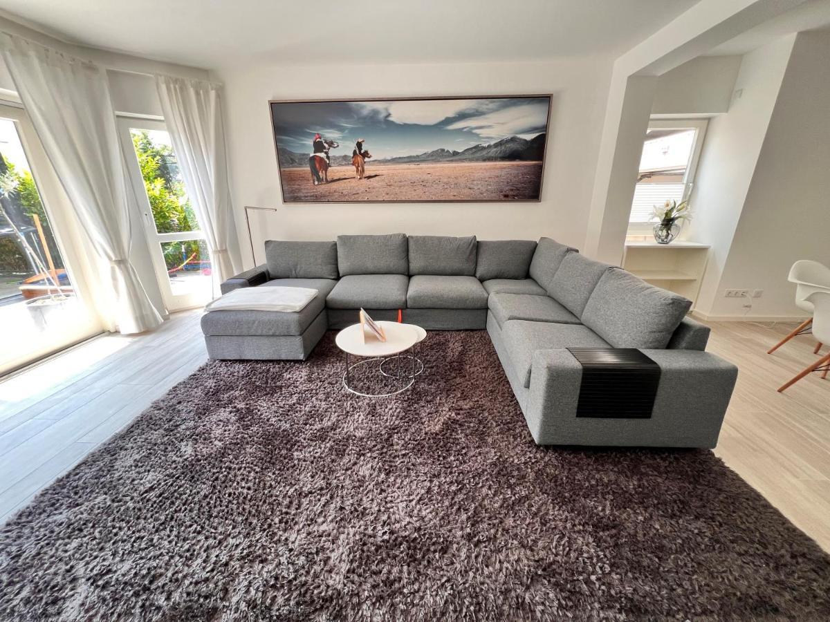 Veens Crew Home 4 Pax Dreieich Exteriör bild